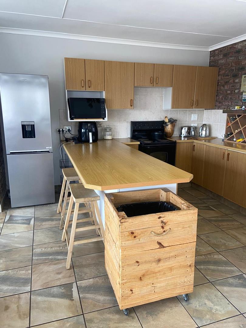 To Let 2 Bedroom Property for Rent in Dana Bay Western Cape